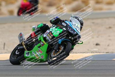 media/Feb-27-2022-CVMA (Sun) [[a3977b6969]]/Race 6 500 Supersport-350 Supersport (Holeshot)/